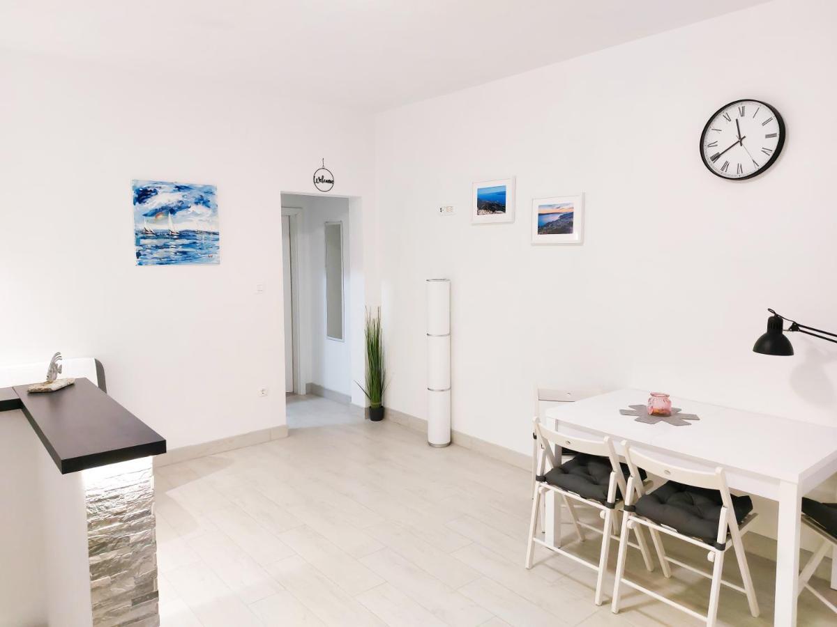 Apartment Bol - Sea, Sand And Happiness Exterior foto